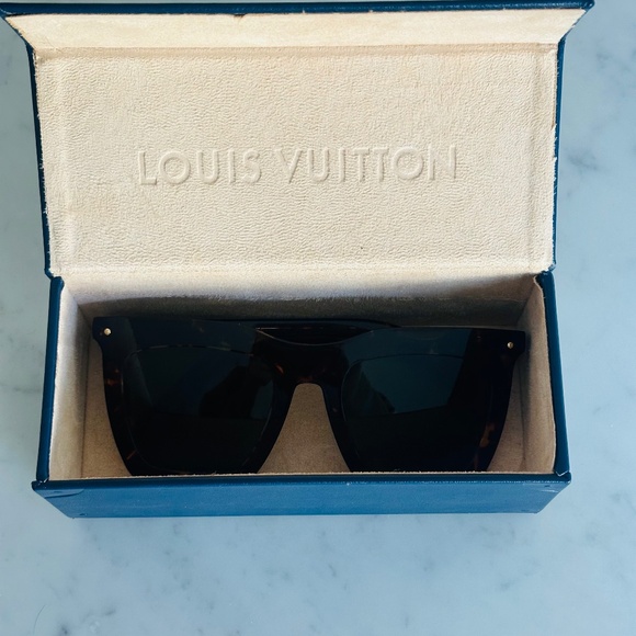 Louis Vuitton Acetate La Grande Bellezza Sunglasses - Picture 11 of 13